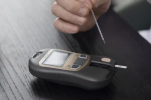Certeza SLX-120 Palm Lab 2 IN 1 Lipid Profile and Glucose Analyzer - Image 2
